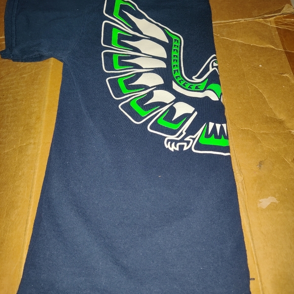 Seahawks swag - Picture 4 of 6